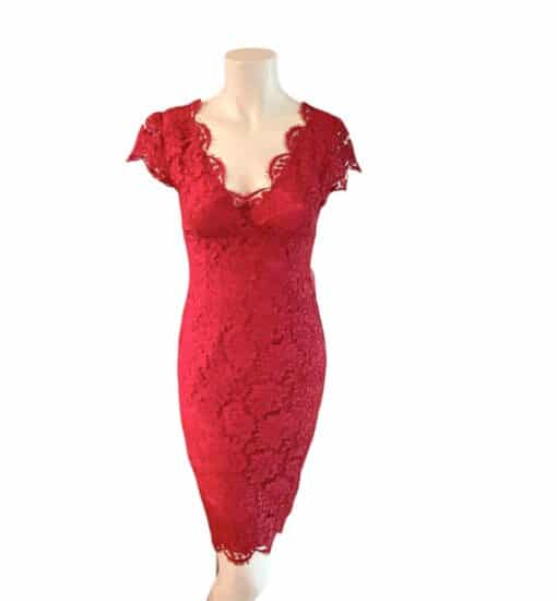 Louse Kennedy Red Lace Dress with Red Silk Lining (Size 8)