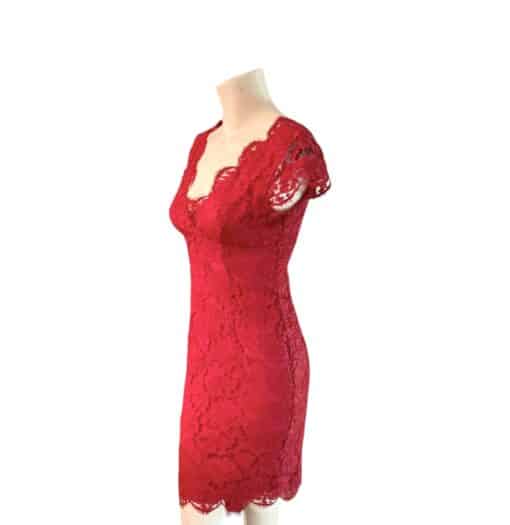 Louse Kennedy Red Lace Dress with Red Silk Lining (Size 8) - Image 3