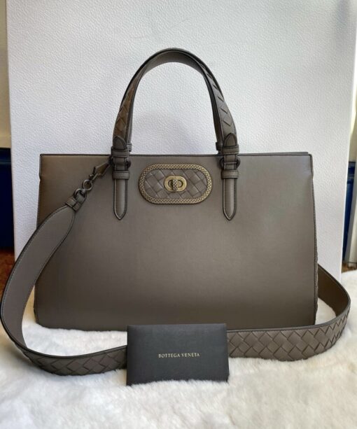 Bottega Veneta Ellittica Medium Tote Leather with Intrecciato Detail - Image 12