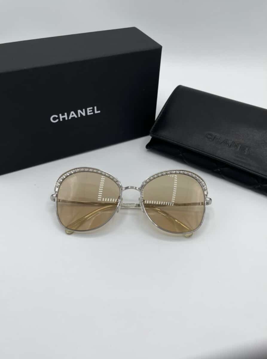 CHANEL Aviator Metallic Pilot Sunglasses Gold. TBD