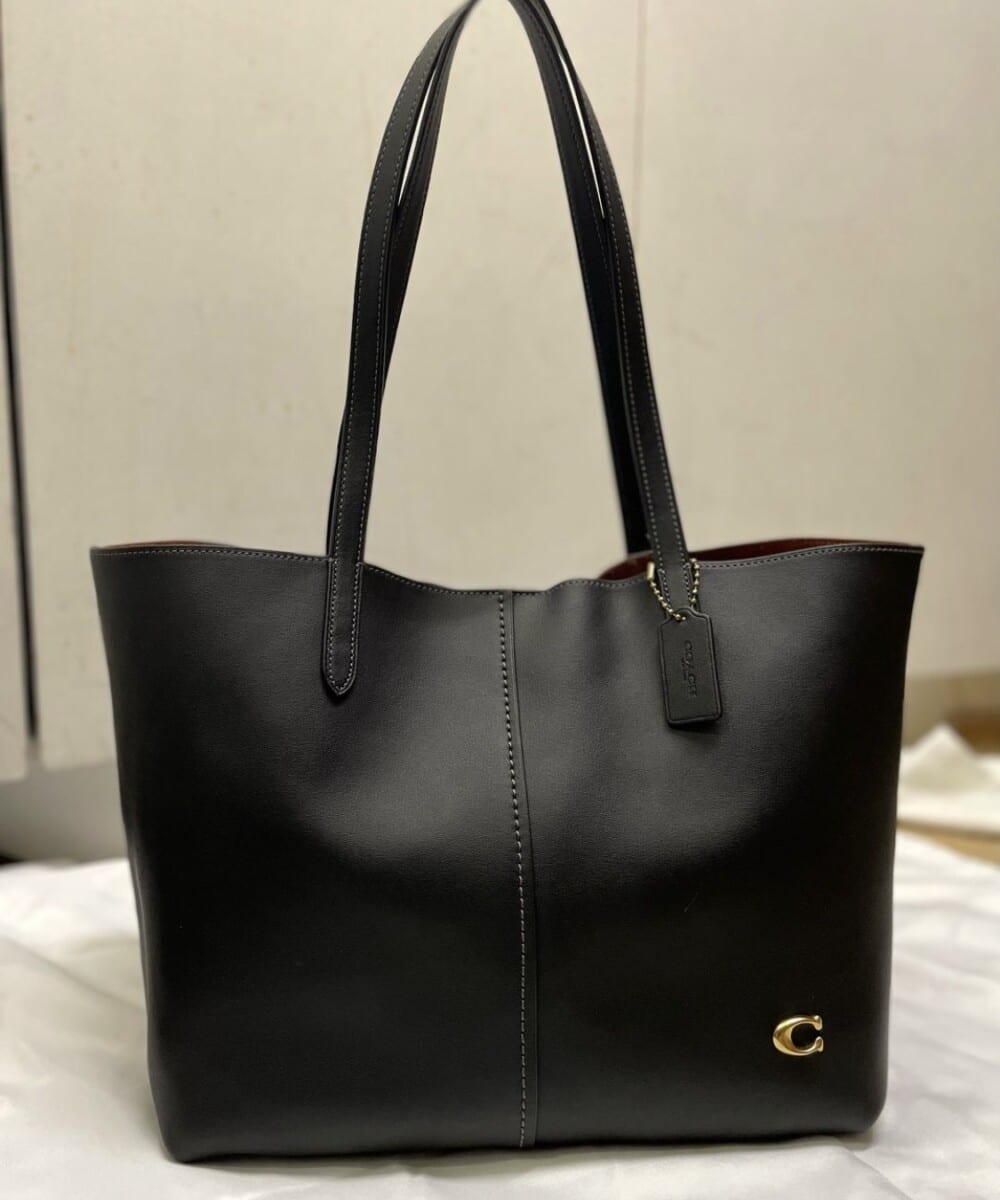 Coach North 32 Logo Plaque Tote Shoulder Bag