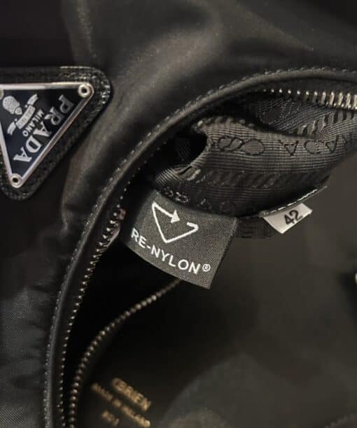Prada Re-edition 2005 Black Tessuto Nylon Small Chain Crossbody Bag - Image 3