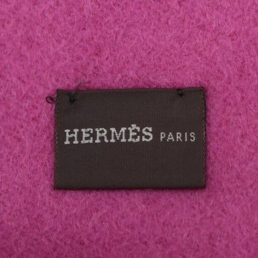 Hermès Scarf 100% Cashmere in Pink. - Image 3