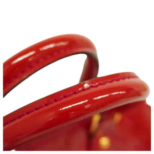 Louis Vuitton Vernis Leather Alma PM Pomme D'Amour Handbag - Image 8