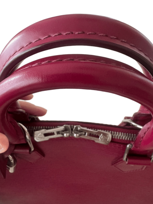 Louis Vuitton Alma Epi Leather PM Fuchsia. - Image 6