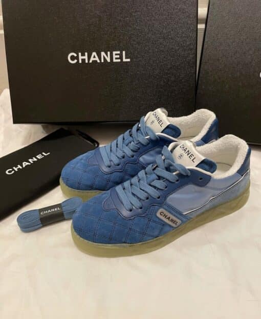 CHANEL Ladies Quilted Trainers (Size 35.5)