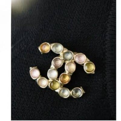 CHANEL Gripoix Poured Glass CC Brooch Gold Multicolor 2018 collection.
