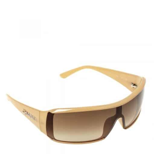 Chanel Beige/Brown Gradient Shield Ladies Sunglasses. - Image 2
