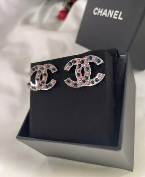 Chanel CC Earrings Silver Hardware with Pink and Navy Faux Pearls - Image 6