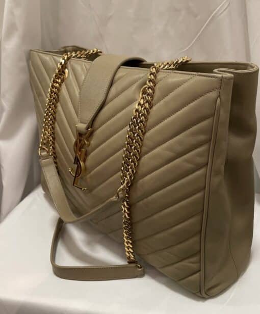 SAINT LAURENT Lambskin Matelasse Chevron Tote Bag - Image 17