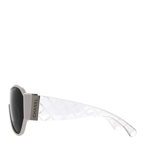 CHANEL Acetate Quilted Sunglasses White. - Image 4