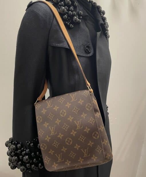 Louis Vuitton Vintage Musette Salsa Shoulder Bag in Monogram - Image 13