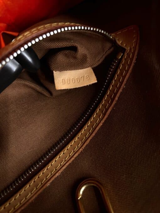 Louis Vuitton Monogram Canvas Batignolles Horizontal Tote. - Image 9