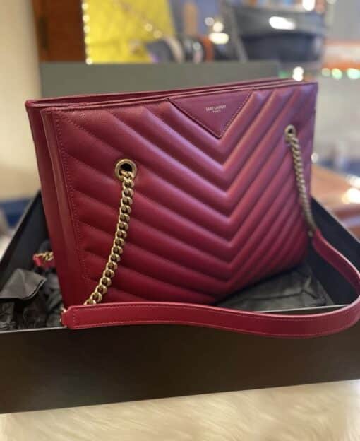 SAINT LAURENT Grain de Poudre Matelasse Chevron Medium Tribeca Shopping Bag Garnet