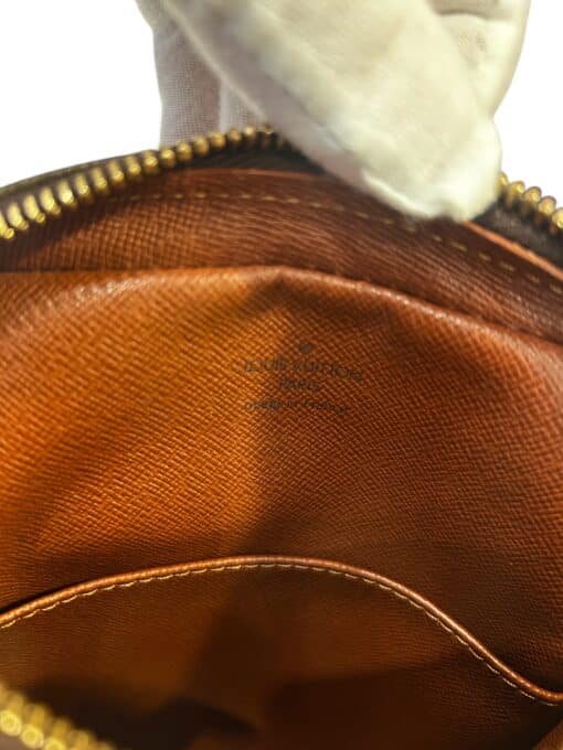 Louis Vuitton Monogram Amazone Vintage Crossbody - Image 3