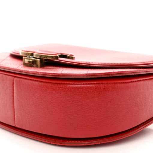 CHANEL Calfskin Quilted Medium Coco Curve Messenger Flap Red Bag - Image 3