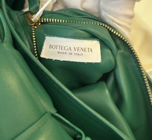 BOTTEGA VENETA Nappa Médium Intreccio Padded Cassette Crossbody Bag Racing Green - Image 10