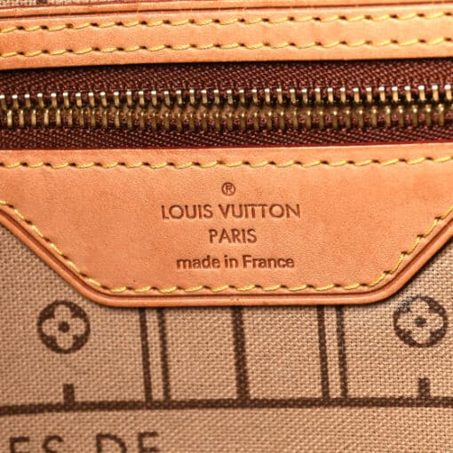 Louis Vuitton Monogram Neverfull MM - Image 2