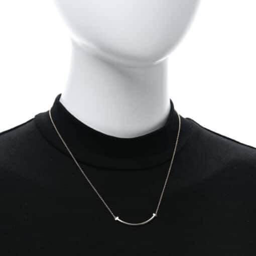 TIFFANY 18K Gold Small T Smile Pendant Necklace. - Image 3
