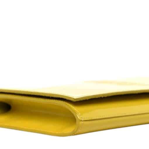 SAINT LAURENT Patent Calfskin Monogram Large Belle De Jour Clutch Yellow. - Image 4