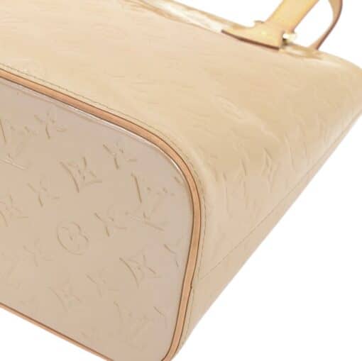 Louis Vuitton Houston Patent Leather Handbag - Image 12