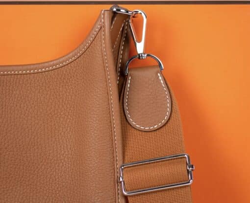 Hermes Taurillon Clemence Leather Evelyne III PM Bag Crossbody - Image 5