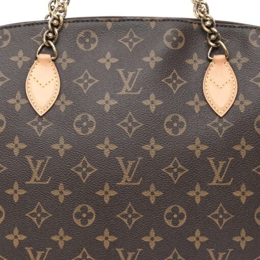 Louis Vuitton Monogram Lockit Chain MM. - Image 7