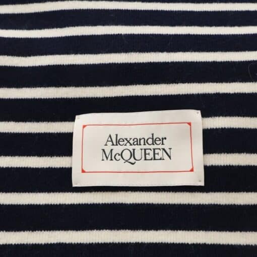 Alexander McQueen Cashmere/ Scarf Shawl - Image 7