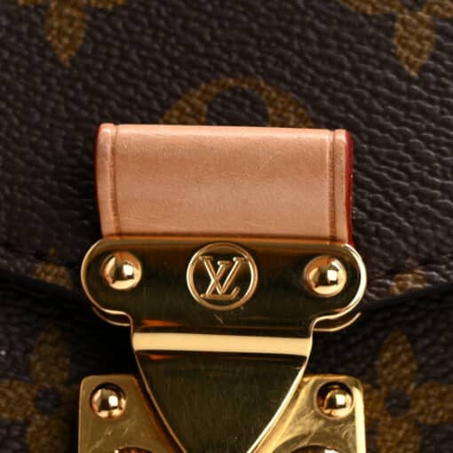 Louis Vuitton Monogram Pochette Metis East West. - Image 4