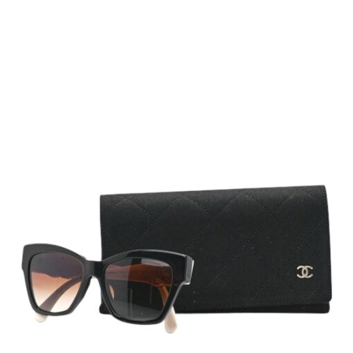 Chanel Acetate Square Cat Eye CC Sunglasses White/ beige - Image 3