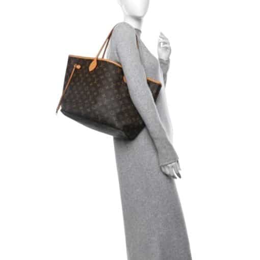 Louis Vuitton Monogram Neverfull MM. - Image 7