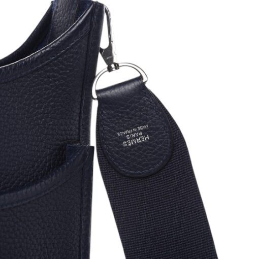 HERMES Taurillon Clemence Evelyne III PM Navy. - Image 3