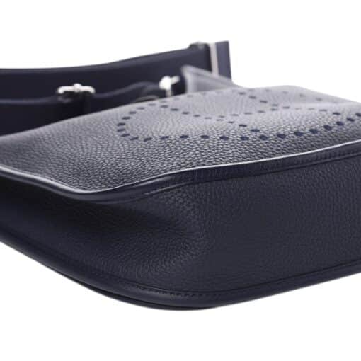 HERMES Taurillon Clemence Evelyne III PM Navy. - Image 5