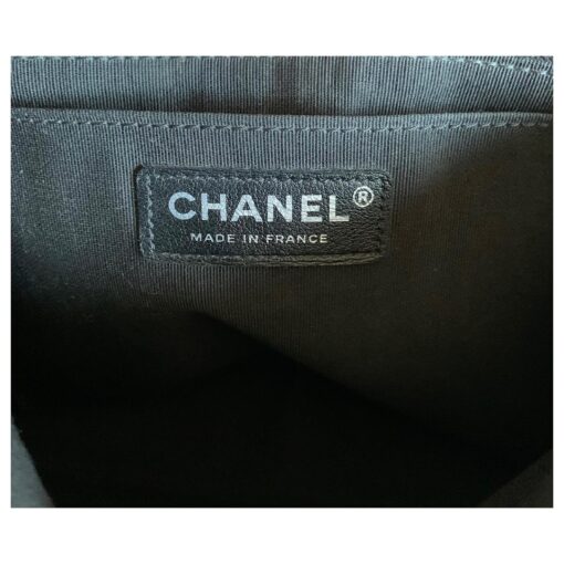 CHANEL Navy 2019 Quilted Lambskin and Metallic Trim Elementary Chic Shoulder Bag - Image 11