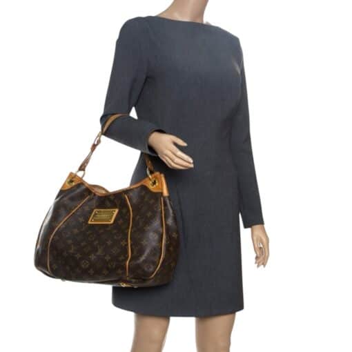 GUCCI Dollar Calfskin Small Interlocking G Shoulder Crossbody Bag Black - Image 9