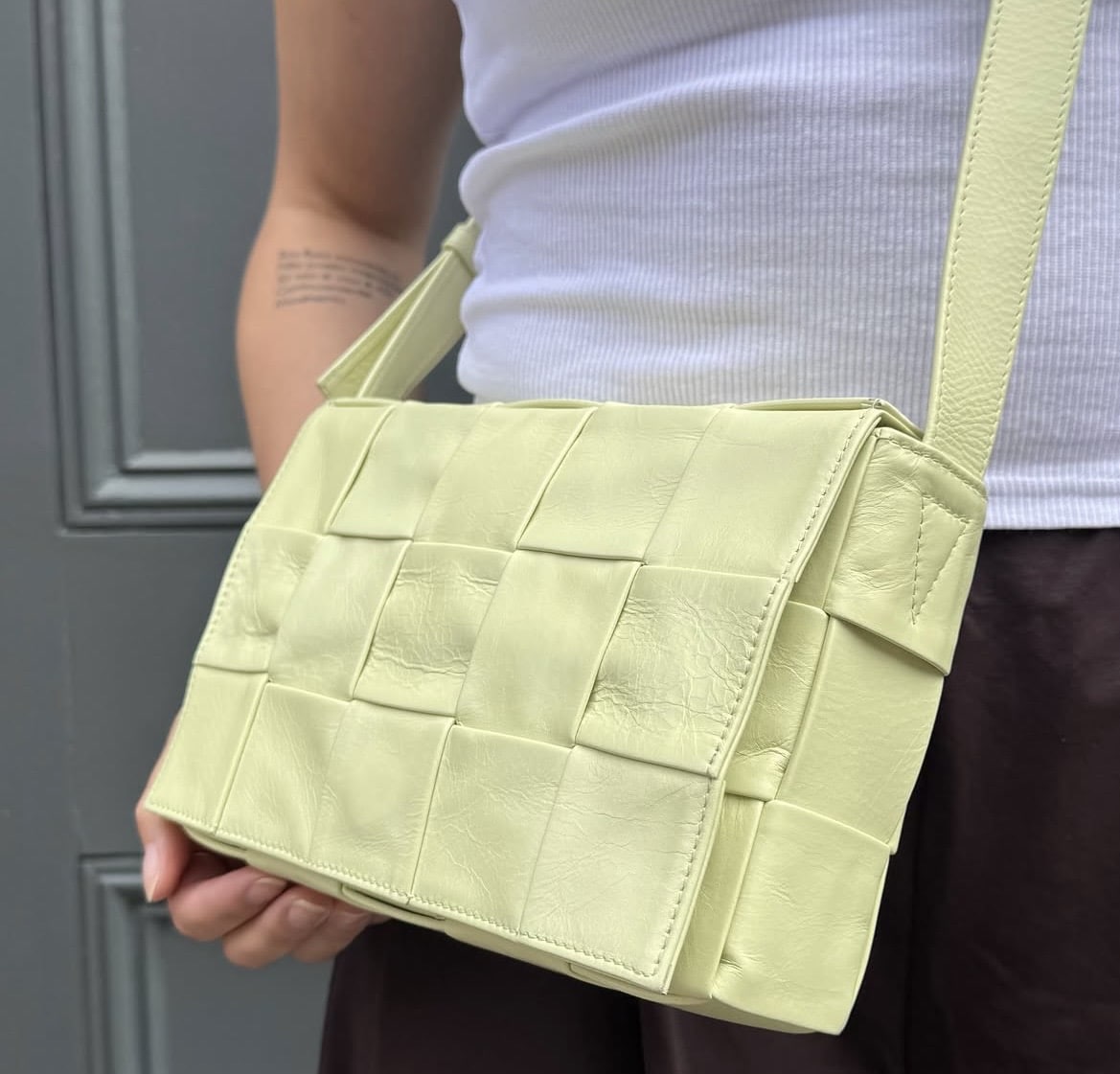 BOTTEGA VENETA Small Cassette Bag. - Image 15