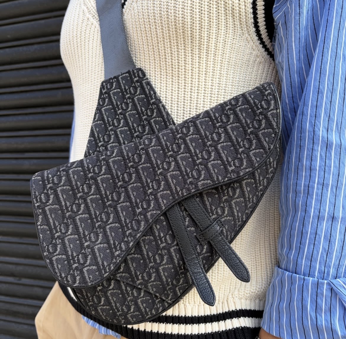 CHRISTIAN DIOR Oblique Saddle Bag. - Image 18
