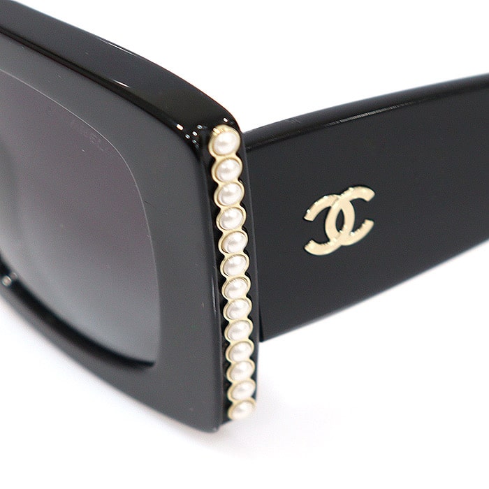 CHANEL Acetate Pearl Rectangle Ladies Sunglasses Black - Image 8