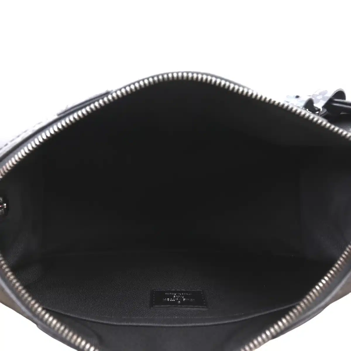 LOUIS VUITTON Reverse Monogram Eclipse City Keepall. - Image 9