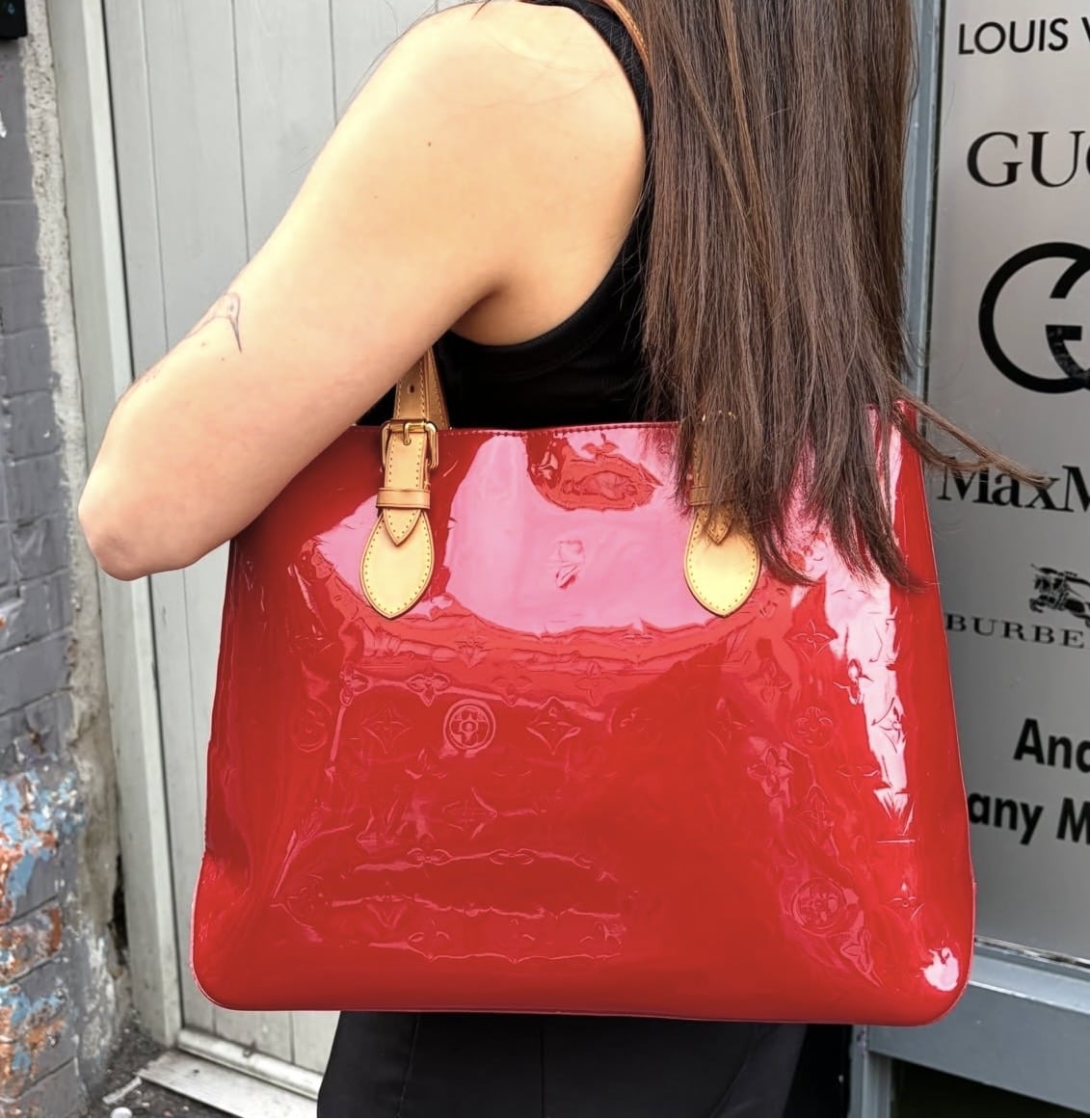 Louis Vuitton Pomme D’amour Monogram Vernis Brentwood Bag