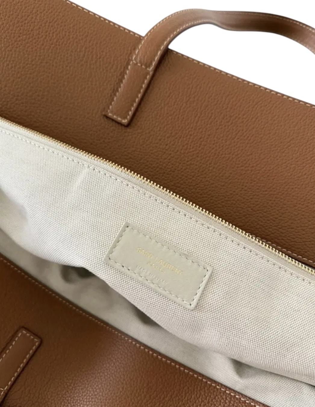 SAINT LAURENT Manhattan Large Leather Tote Bag in Tan Leather. - Image 8