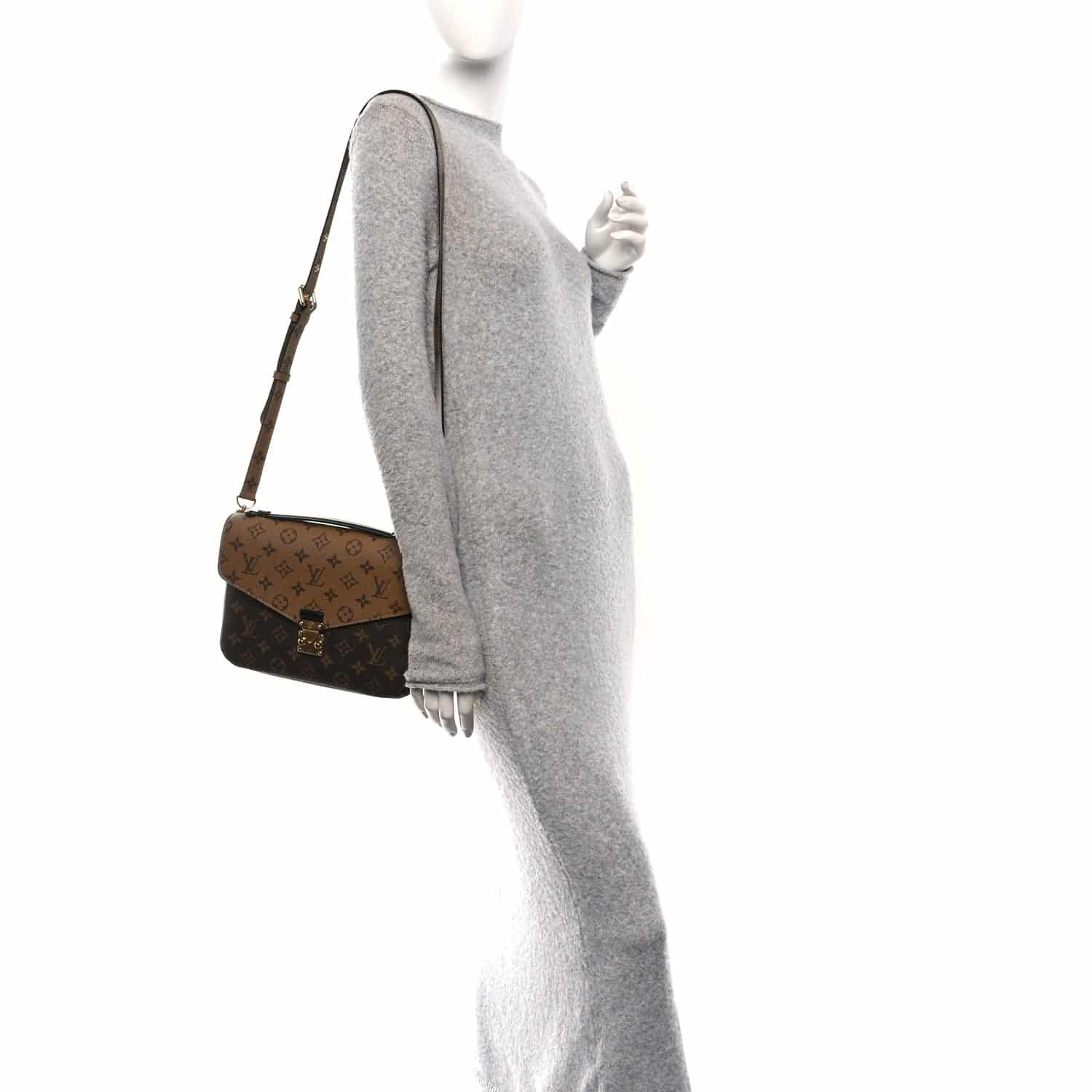 Louis Vuitton Reverse Monogram Pochette Metis. - Image 2