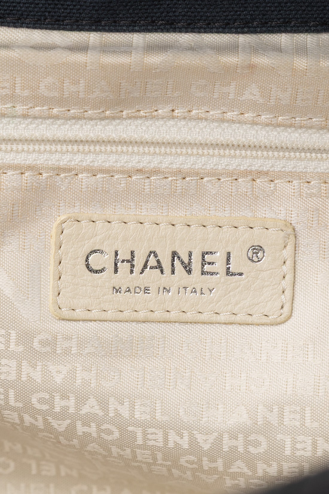 Chanel Black Canvas Cruise Rope Cabas Tote. - Image 2