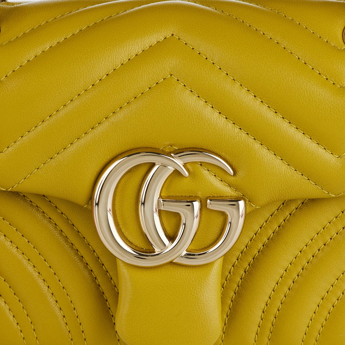 GUCCI GG Marmont Small Mustard Colour Shoulder Bag. - Image 2
