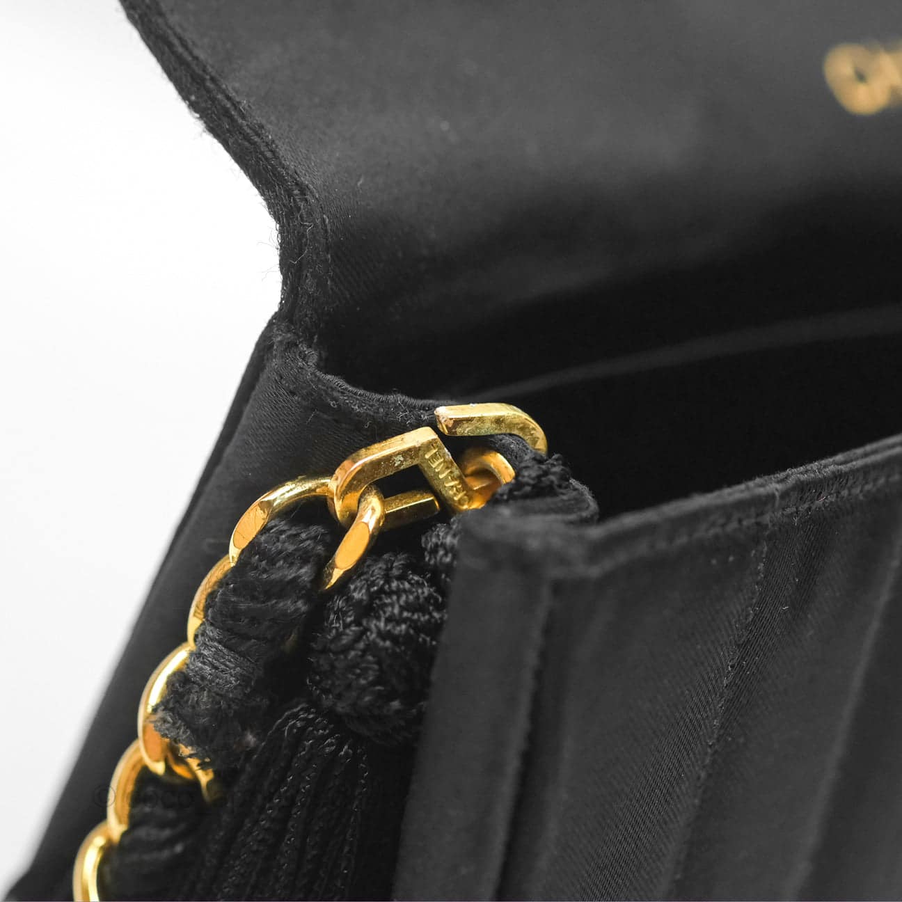 CHANEL Vintage Half Moon Chain Shoulder Bag Satin Black Gold CC 24k. - Image 10