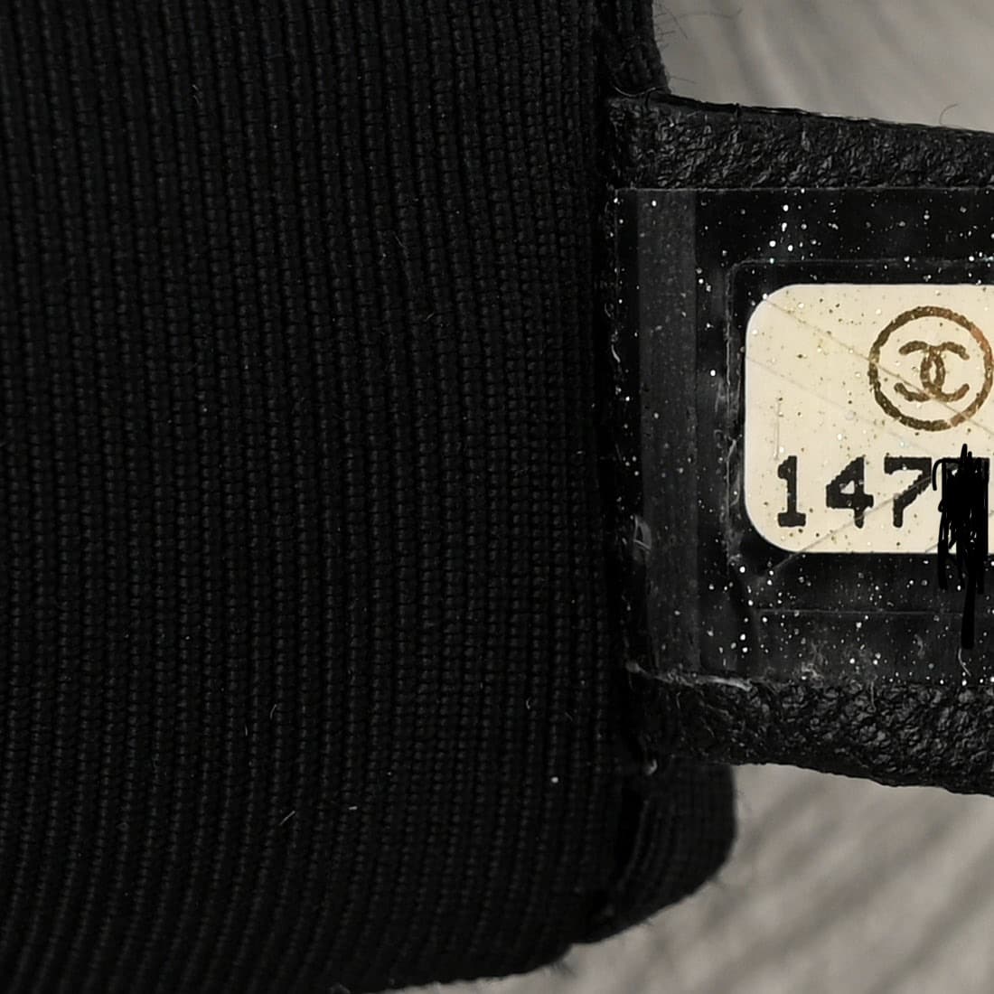 CHANEL Calfskin Quilted small Chain Me Flap in Pearly Beige. - Image 4