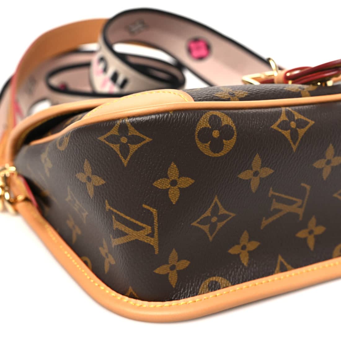 Louis Vuitton Monogram Diane Black Shoulder Crossbody. - Image 7