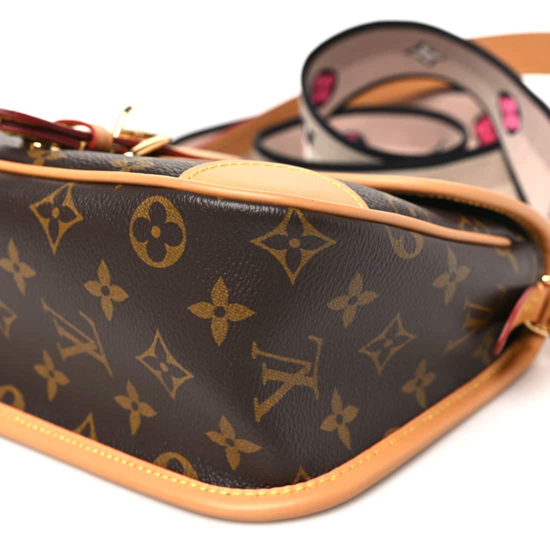 Louis Vuitton Monogram Diane Black Shoulder Crossbody. - Image 8